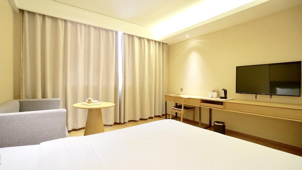 Ji Hotel Shanghai Oriental Pearl Tower エクステリア 写真